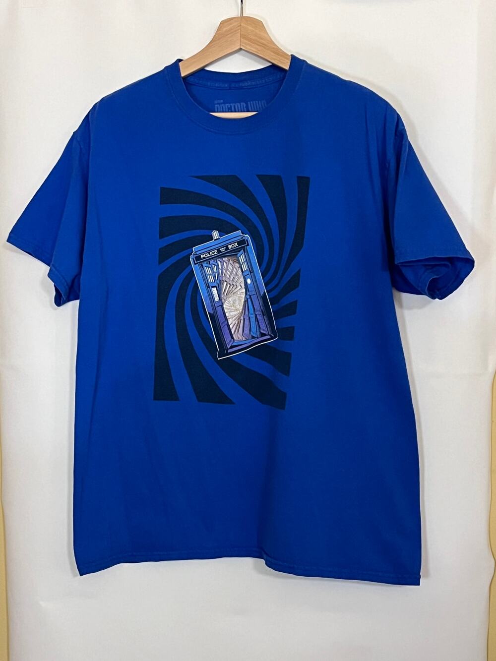 Doctor Who T-shirt Large Pre-Owned in good condition Casual Fandom